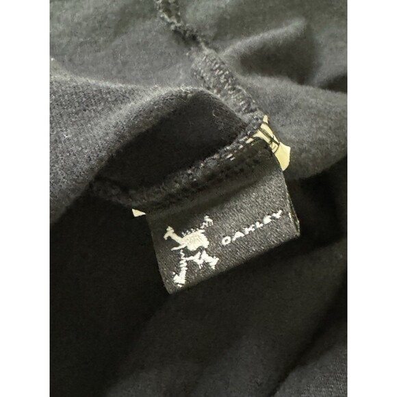 Oakley T-Shirt Men’s XL Black Short Sleeve Regular Fit Graphic Print 1975 Tee - Picture 7 of 7